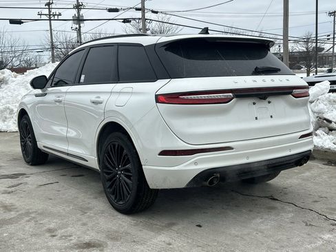 Used 2023 Lincoln Corsair Reserve w/ Equipment Group 202A image 8