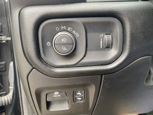 Used 2020 RAM 1500 Rebel w/ Level 2 Equipment Group AWD/4WD image 29