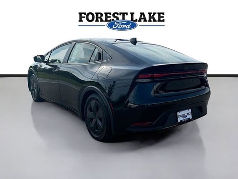 Used 2024 Toyota Prius LE image 5