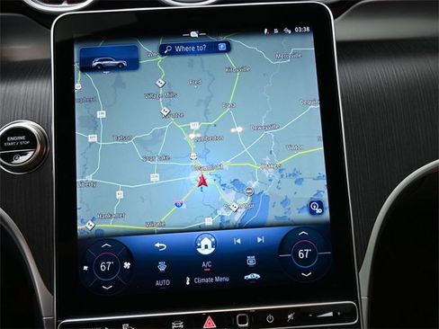 Used 2025 Mercedes-Benz GLC 300 image 6