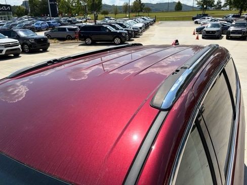 Used 2020 Chrysler Pacifica Touring-L Plus w/ Advanced Safetytec Group FWD image 39