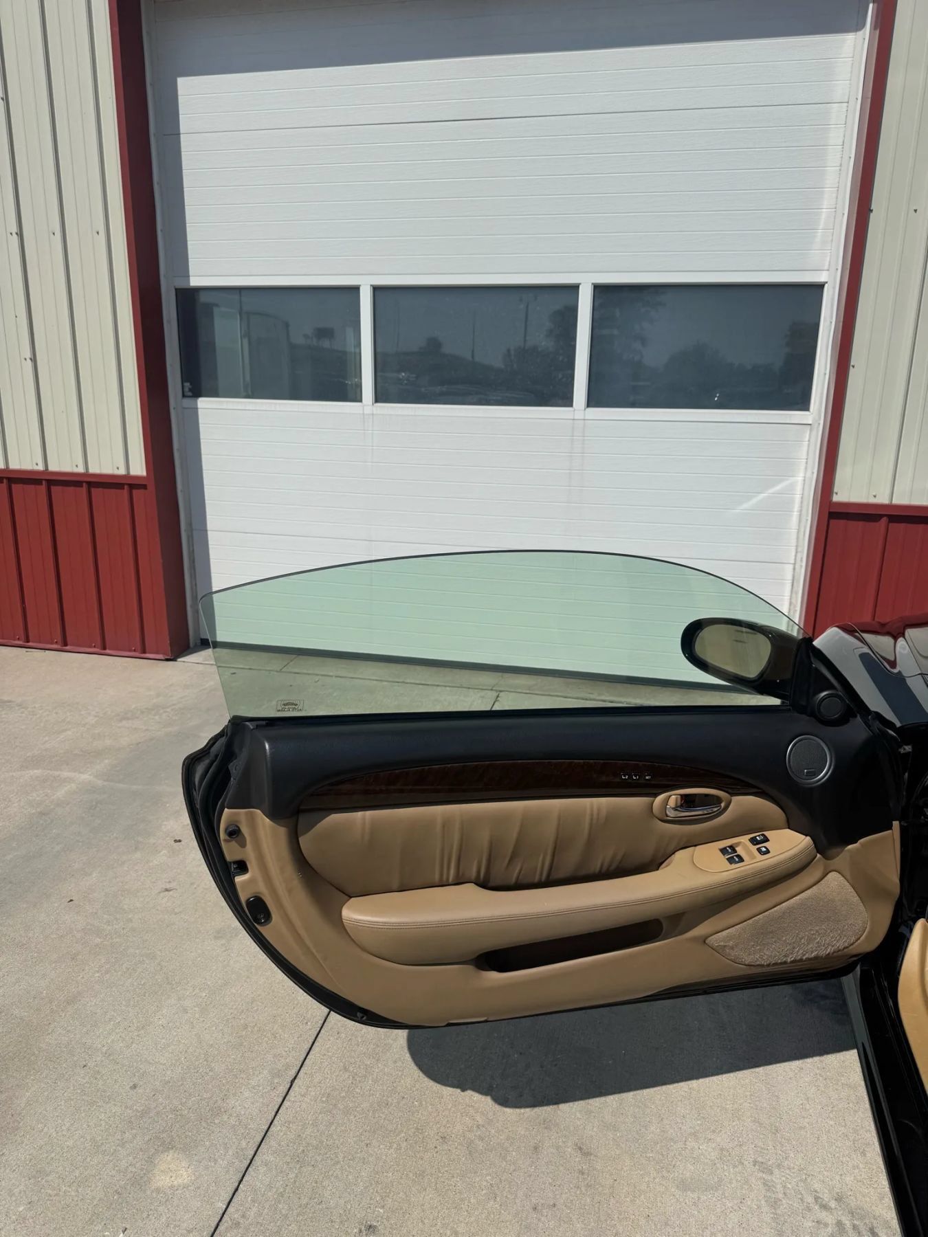 Used 2006 Lexus SC 430 Convertible w/ Preferred Accessory Pkg RWD image 4