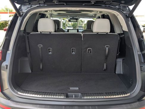 Used 2021 Kia Telluride SX w/ SX Prestige Package image 20