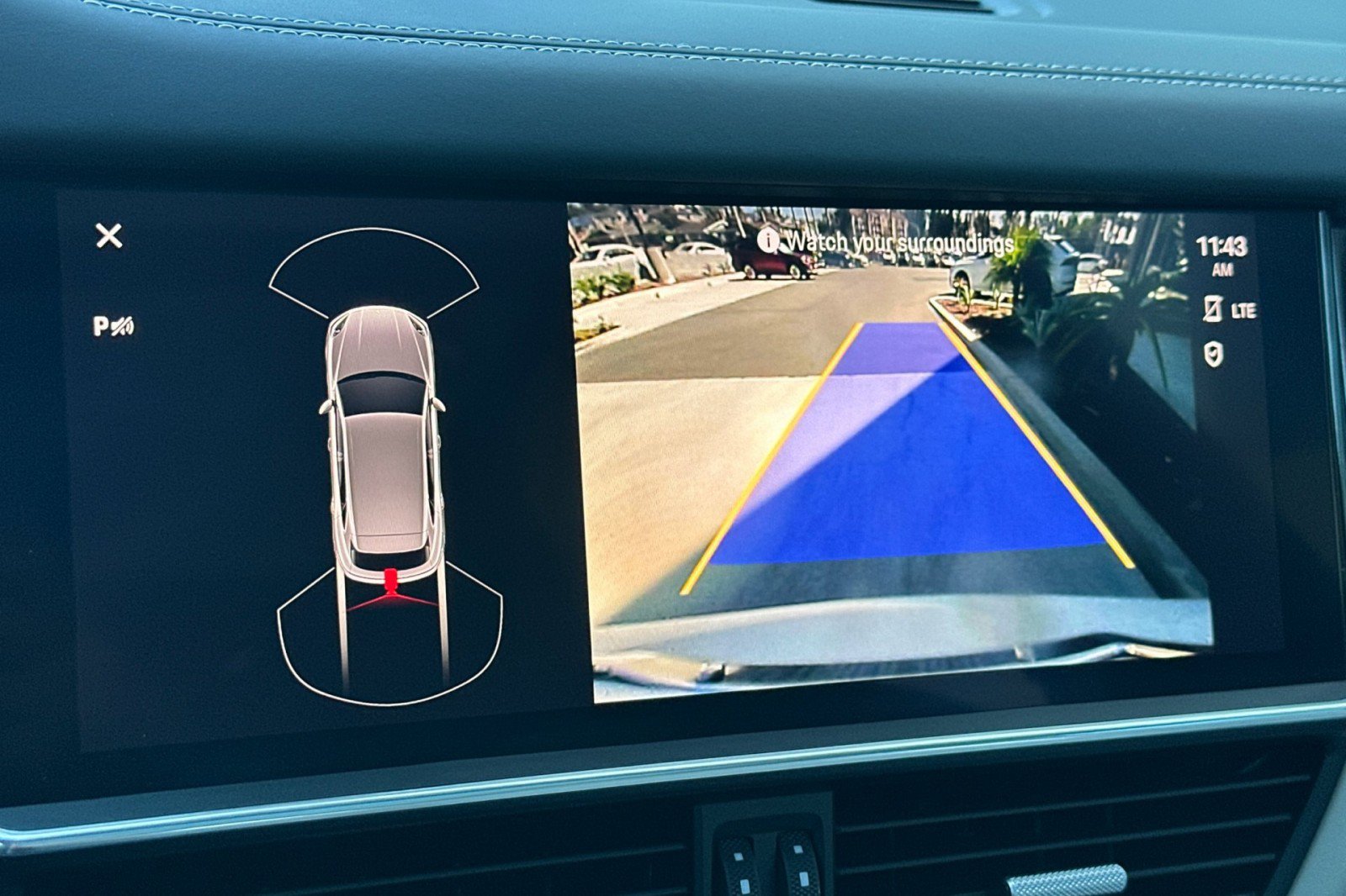 Certified 2023 Porsche Cayenne AWD/4WD image 20