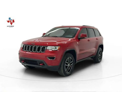 Used 2017 Jeep Grand Cherokee Trailhawk image 5