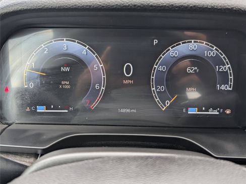 Used 2024 Jeep Grand Cherokee Limited w/ Black Appearance Package AWD/4WD image 33