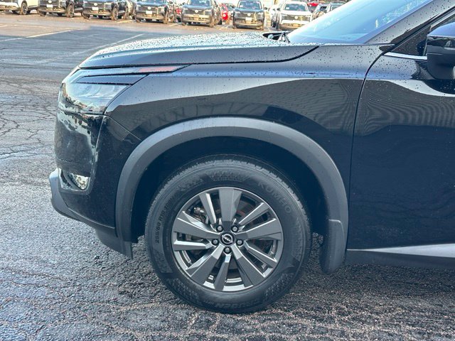 Certified 2025 Nissan Pathfinder SV AWD/4WD image 7