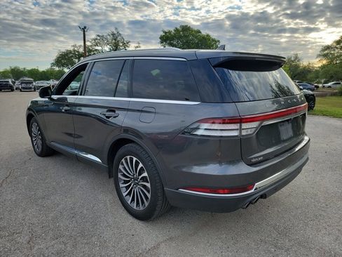 Used 2020 Lincoln Aviator Reserve w/ Elements Package Plus image 7