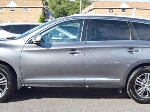 Used 2020 INFINITI QX60 Luxe w/ Essential Package AWD/4WD image 4