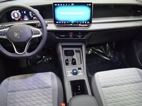 New 2025 Volkswagen Tiguan S image 8