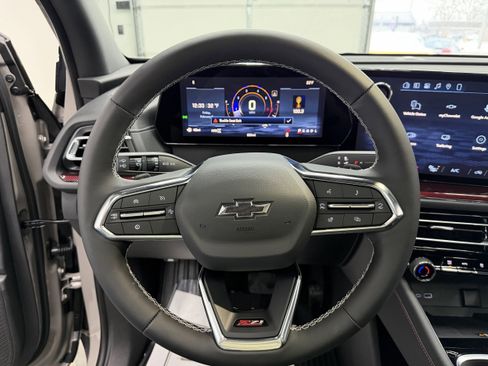 Used 2026 Chevrolet Traverse Z71 image 17