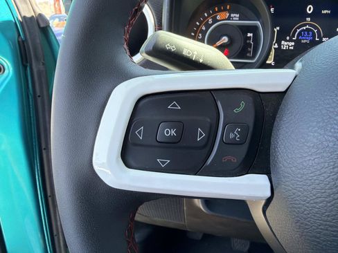 Used 2024 Jeep Wrangler Unlimited Rubicon AWD/4WD image 18