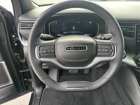 Used 2023 Jeep Wagoneer Series II image 7