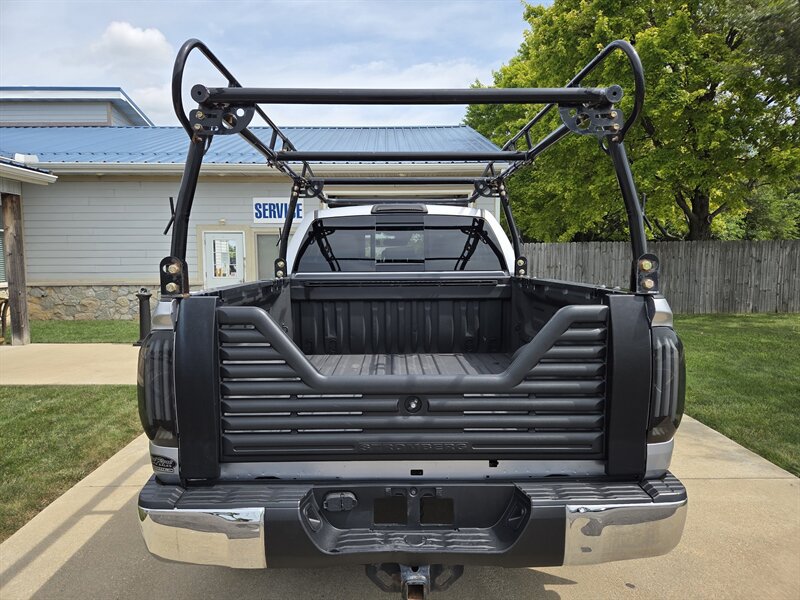 Used 2018 Toyota Tundra SR5 w/ SR5 Upgrade Package RWD image 4