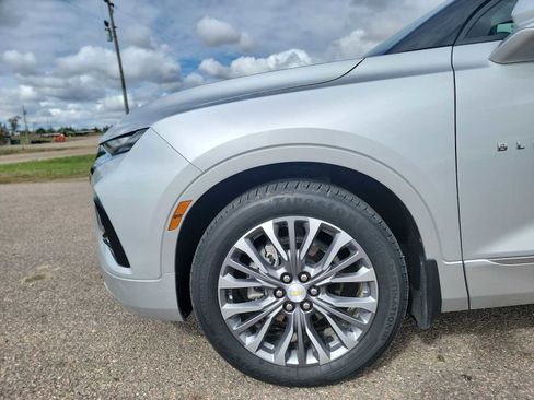 Used 2021 Chevrolet Blazer Premier w/ Driver Confidence II Package AWD/4WD image 10