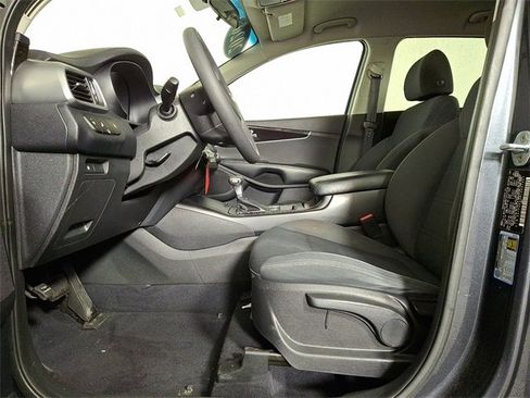 Used 2020 Kia Sorento LX image 15