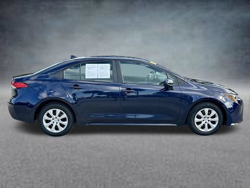 Used 2024 Toyota Corolla LE FWD image 4