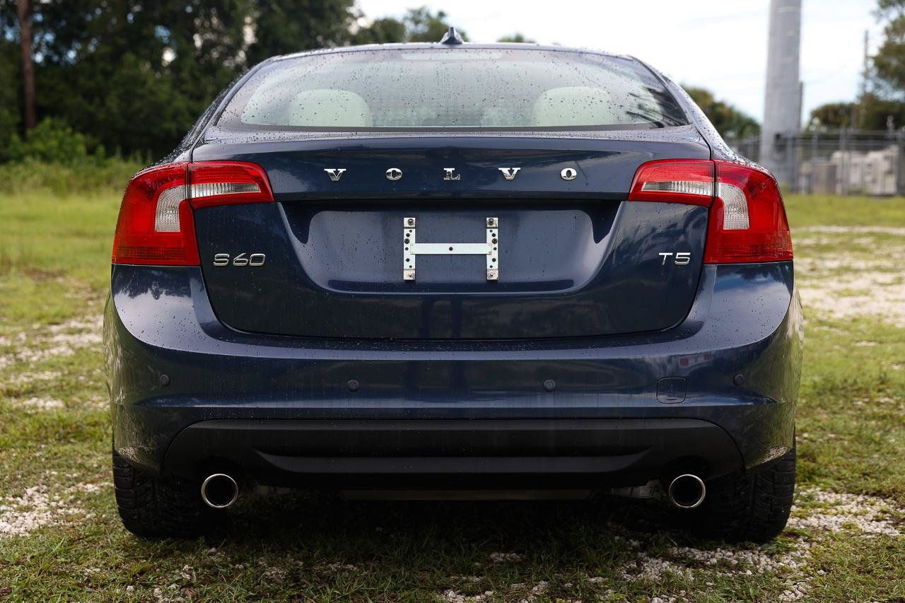 Used 2013 Volvo S60 T5 FWD image 9