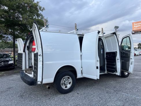 Used 2013 Chevrolet Express 2500 RWD image 5