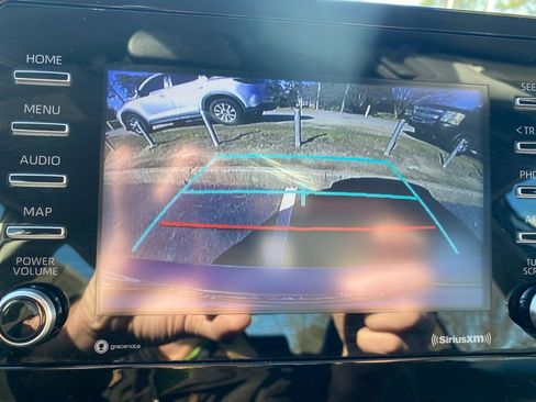 Used 2023 Toyota Camry SE image 28