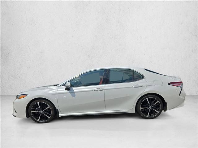 Used 2020 Toyota Camry XSE FWD image 8