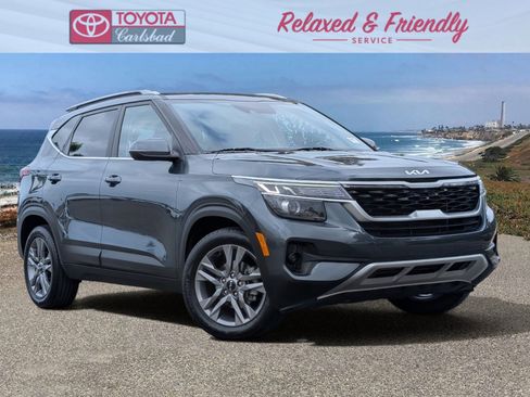 Used 2023 Kia Seltos S w/ Navigation Package FWD image 1