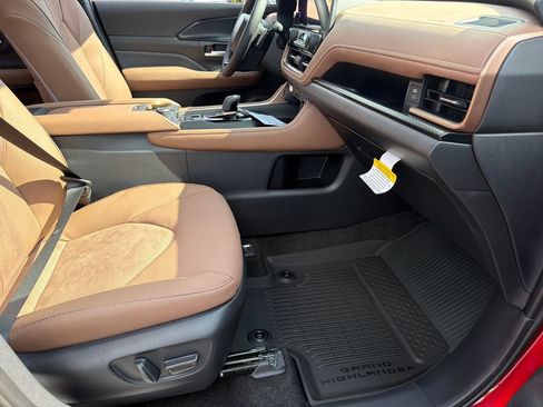 New 2026 Toyota Grand Highlander AWD Hybrid image 11