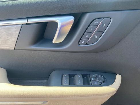 New 2025 Buick Enclave Preferred w/ Power Package image 16