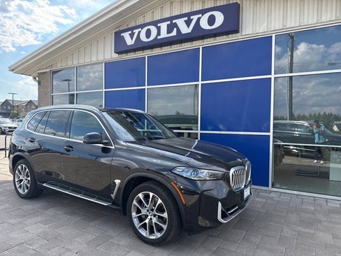 Used 2024 BMW X5 xDrive40i w/ Premium Package image 1