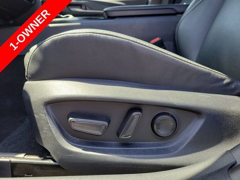 Used 2025 Toyota Camry SE FWD image 24