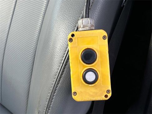 Used 2012 Ford F450 XL w/ Snow Plow Prep Pkg image 30