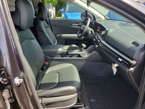 New 2026 Kia Sportage EX FWD image 7