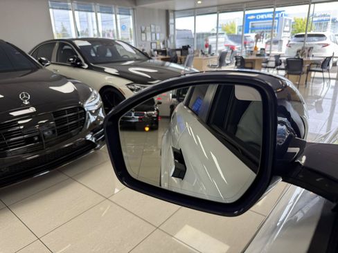 Used 2020 Land Rover Range Rover Evoque SE AWD/4WD image 24