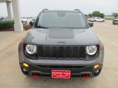 Used 2021 Jeep Renegade Trailhawk w/ Sun & Sound Group AWD/4WD image 12