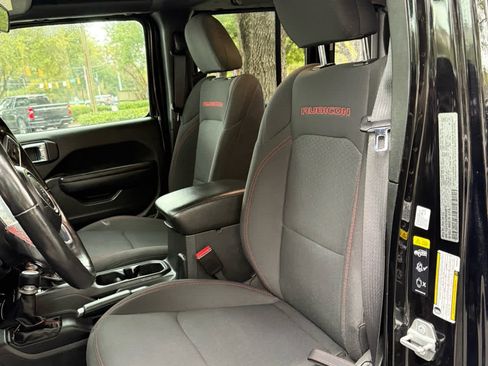 Used 2021 Jeep Wrangler Unlimited Rubicon w/ Xtreme Recon 35" Tire Package image 11