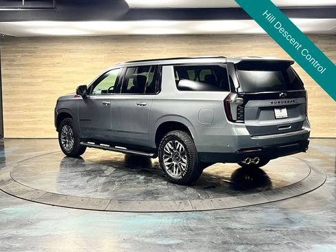 Used 2025 Chevrolet Suburban Z71 w/ Comfort Package AWD/4WD image 14