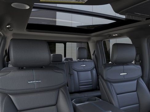 New 2026 Ford F250 Platinum AWD/4WD image 22