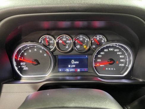 Used 2019 Chevrolet Silverado 1500 LT Trail Boss w/ Convenience Package AWD/4WD image 15