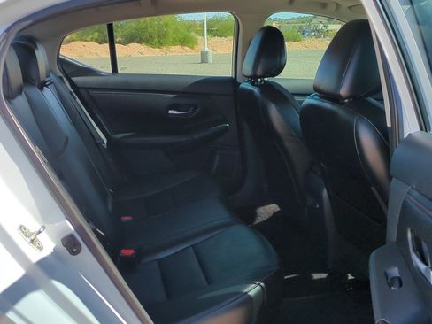 Used 2021 Nissan Sentra SR w/ SR Premium Package FWD image 28