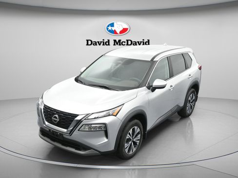 Used 2023 Nissan Rogue SV AWD/4WD image 37