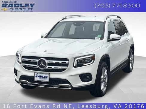 Used 2022 Mercedes-Benz GLB 250 4MATIC image 1