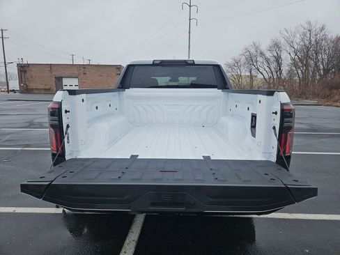 New 2026 GMC Sierra EV Elevation image 13