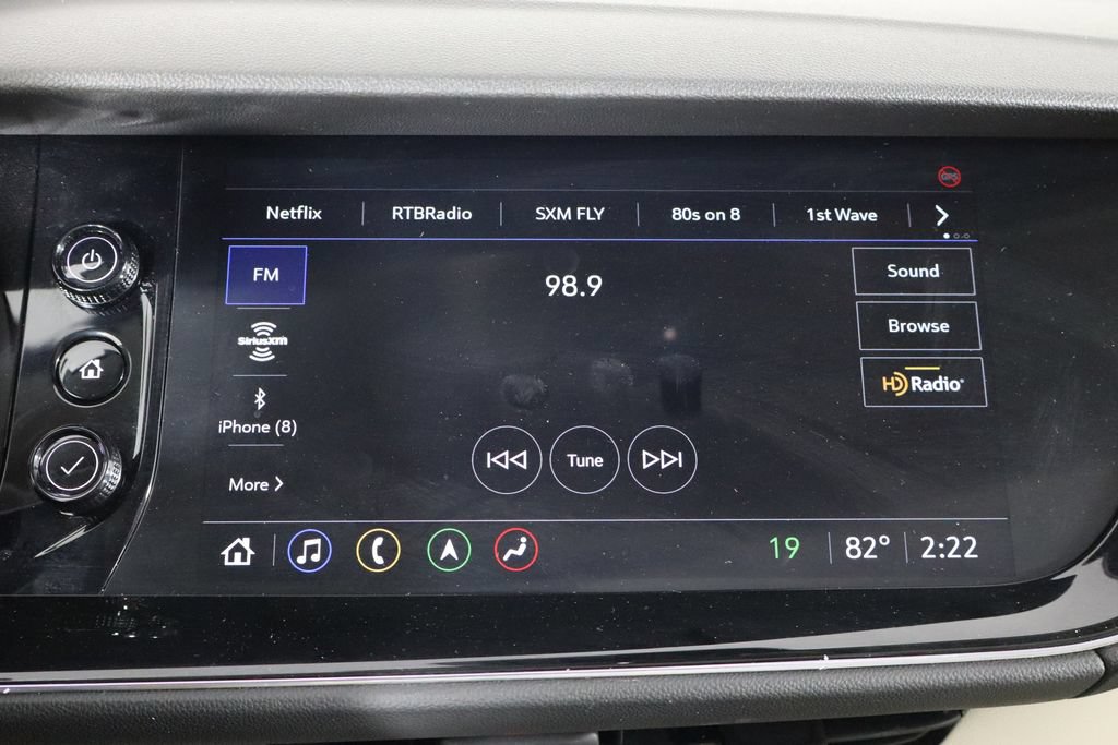 Used 2023 Buick Envision Avenir FWD image 30