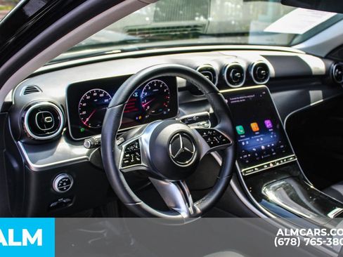 Used 2025 Mercedes-Benz C 300 Sedan image 30