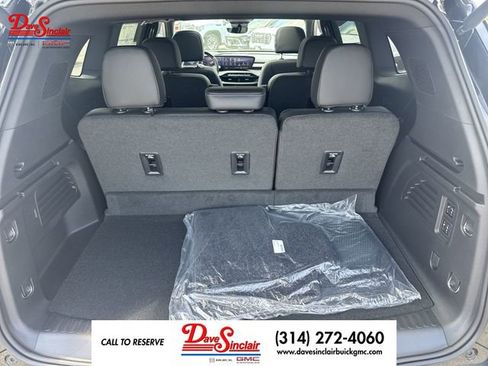 New 2026 Buick Enclave Avenir w/ Super Cruise Package FWD image 25
