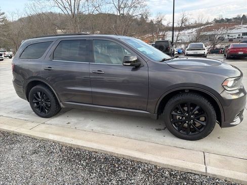 Used 2018 Dodge Durango GT w/ Premium Group image 2
