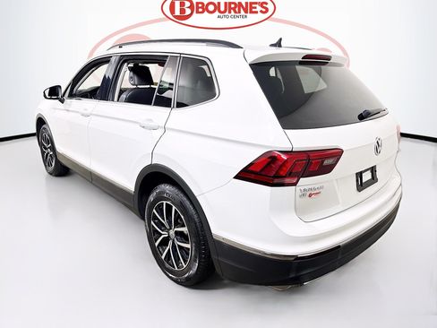 Used 2021 Volkswagen Tiguan SE AWD/4WD image 8