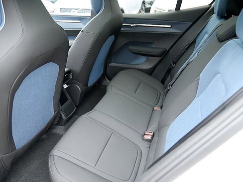 New 2026 Volvo EX30 Plus image 19