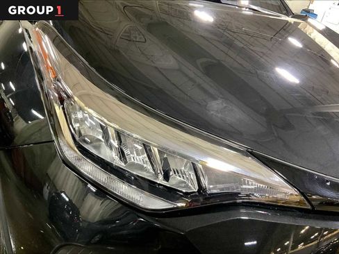 Used 2021 Toyota C-HR Nightshade image 27