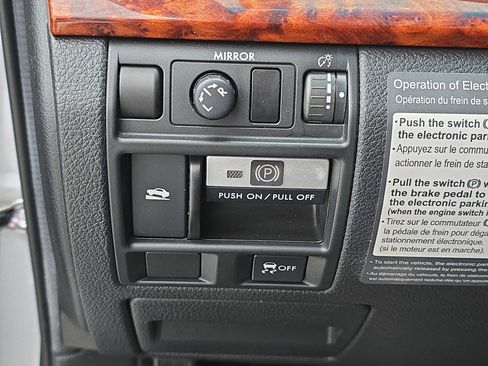 Used 2011 Subaru Outback 3.6R Limited image 24